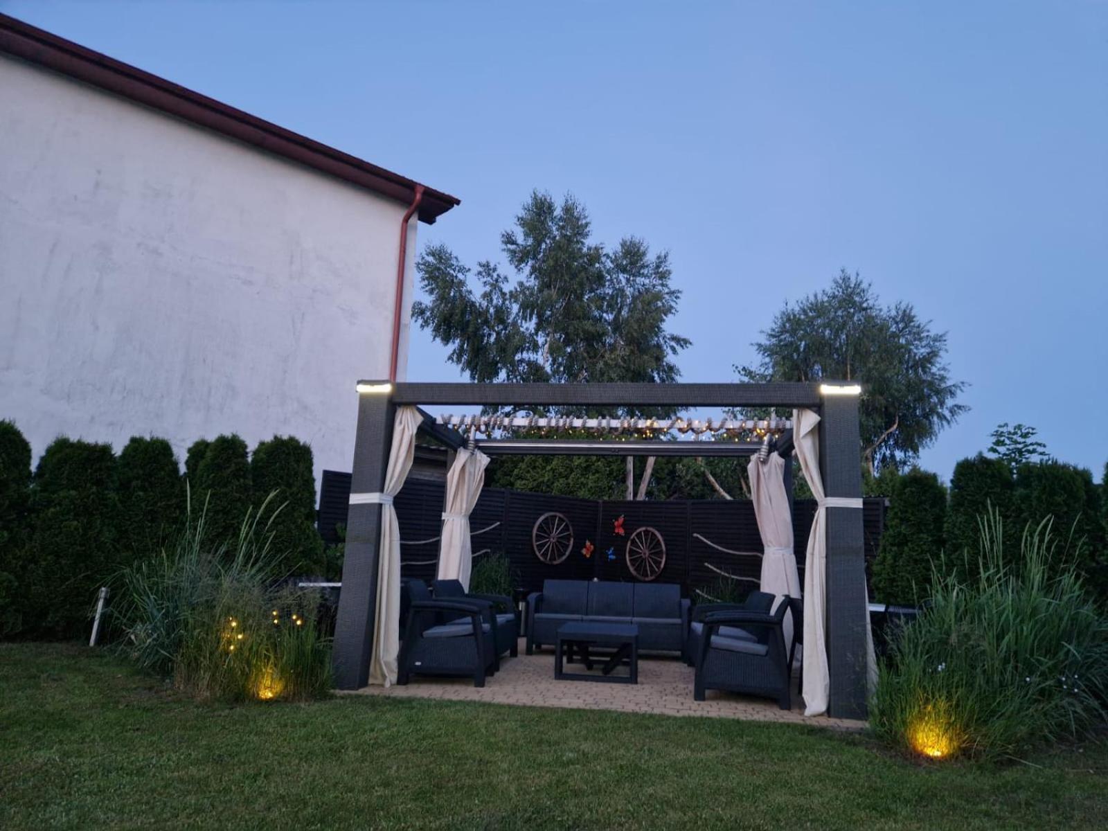 Luna Mieroszyno Homestay Jastrzebia Gora